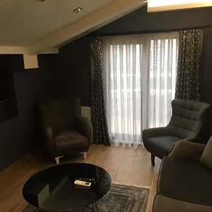 Apart Otel Hola Suites 